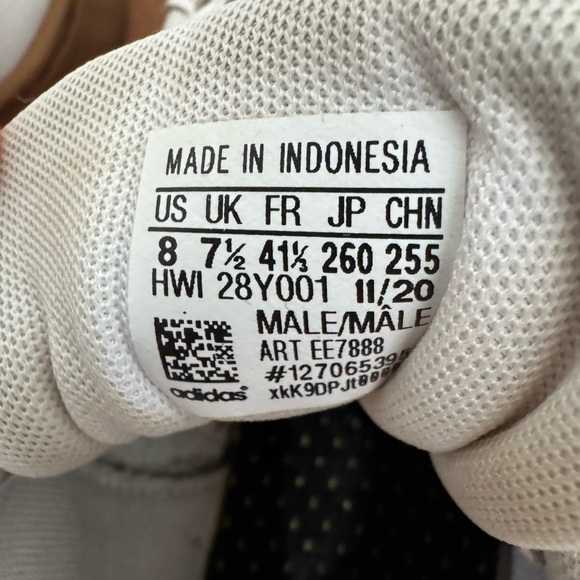 Adidas White Sneakers with Red and Navy Stripes - Picture 5 of 6